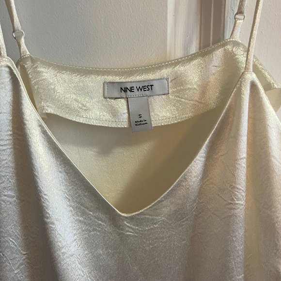 Women's Tank - Picture 2 of 3